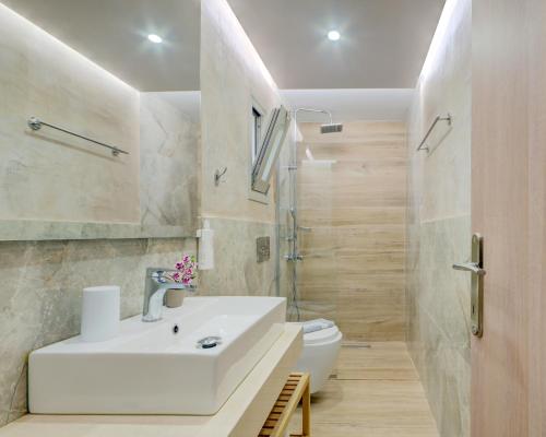 Gallery image of Oasis Apartments 4 in Ýpsos