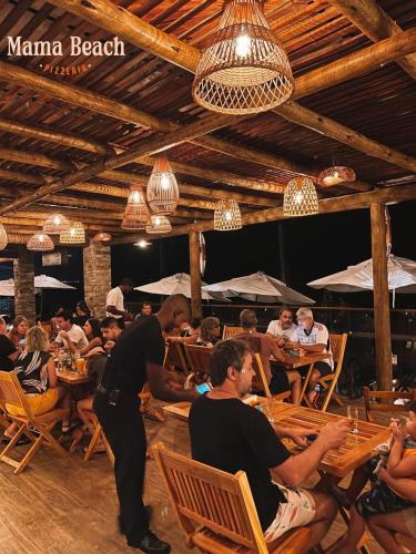 Tetamu yang menginap di PIER BEACH CLUB