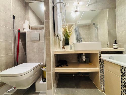 Cozy loft near the Marais district