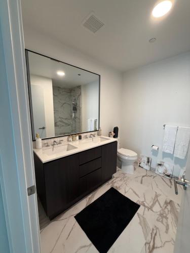 Bagno di Luxury on the Lakefront - Chicago High Rise 1 Bedroom