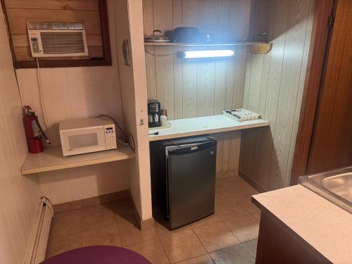 Kuchyň nebo kuchyňský kout v ubytování Big Horn motor Inn