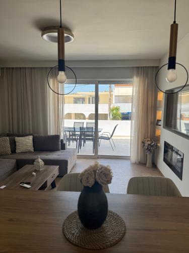 Thetis luxury apartment