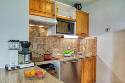 Residence Montana Garden View Near to Grands Montets Ski Lift, Sleeps 4 - Happy Rentals