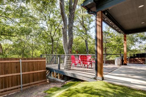 Balkón nebo terasa v ubytování 1 Mi to Boating and Beaches Lake Texoma Getaway