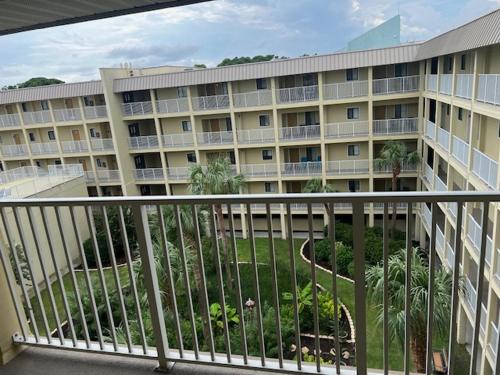Amenities and beach access! photo 13