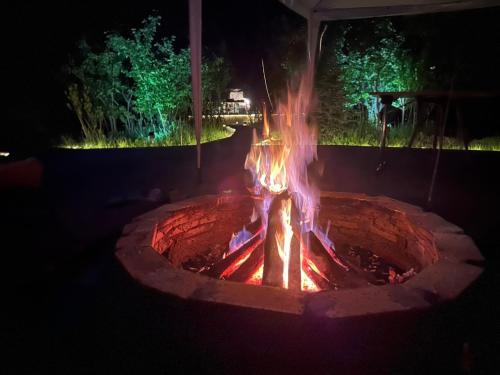 Φωτογραφία από το άλμπουμ του Coco Glamping & Retreat σε Şanţul-Floreşti