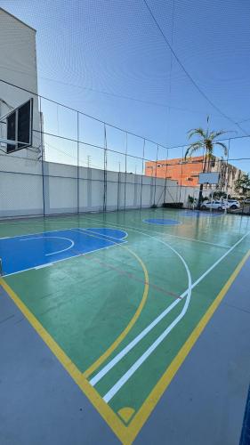 a basketball court with a net on top of it at AP Iilha de Aruba Prox a Avenida Litoranea in São Luís