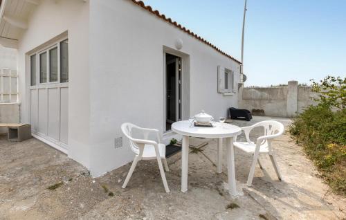 Το κτήριο όπου στεγάζεται  η παραθεριστική κατοικία