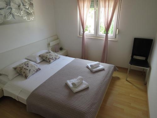 Family-friendly apartments with swimming pool Zadar - Diklo, Zadar - 5774