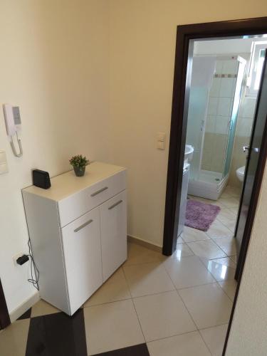 Family-friendly apartments with swimming pool Zadar - Diklo, Zadar - 5774