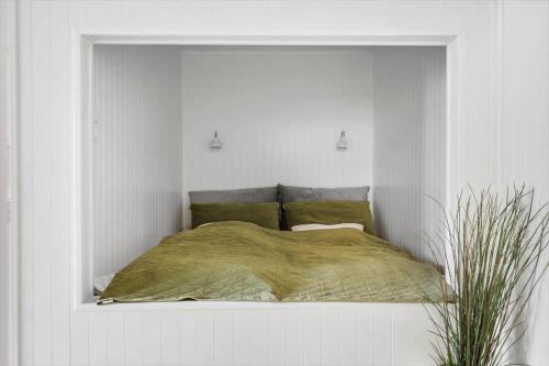 Postel nebo postele na pokoji v ubytování TV1636-Skagen-Skovbrynet-10-st