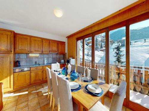Luxury apartment in Veysonnaz