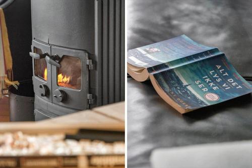 a close up of a suitcase with a fireplace at TV1595-Skagen-Kaeruldvej-23 in Skagen