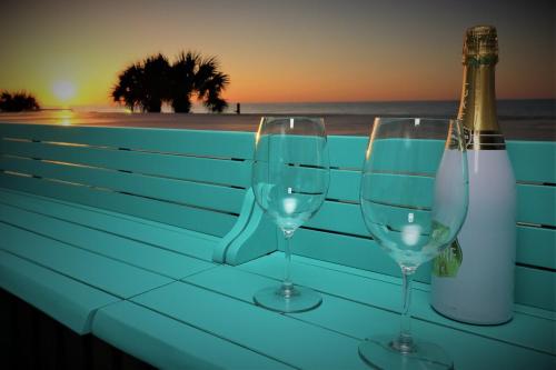 Beachfront Bliss 3BR Oceanfront Condo with Pool and Hot Tub photo 45