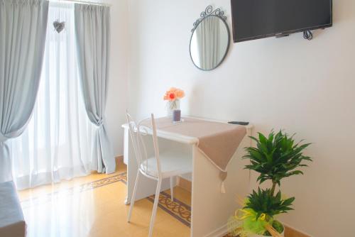 Μια τηλεόραση ή/και κέντρο ψυχαγωγίας στο B&B Mimmo e Valeria