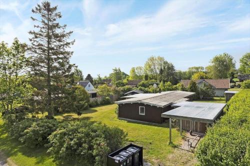 an aerial view of a house with a yard at AE242-Aeroskobing-Borgnaesvej-11 in Ærøskøbing