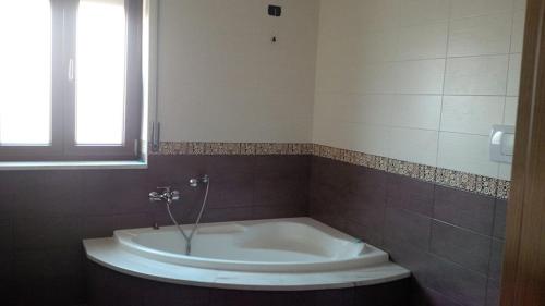 Bilik mandi di Lorenzo B&B