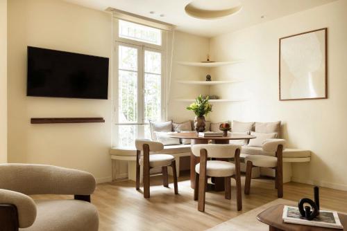 Spacious apartment - 3BR-8P - Moulin Rouge