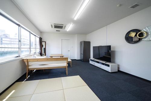 Apartment Hotel NAMBA KUROMONMAE