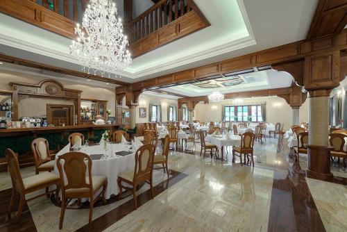 Restoran atau tempat lain untuk makan di Hotel Pałac Poledno