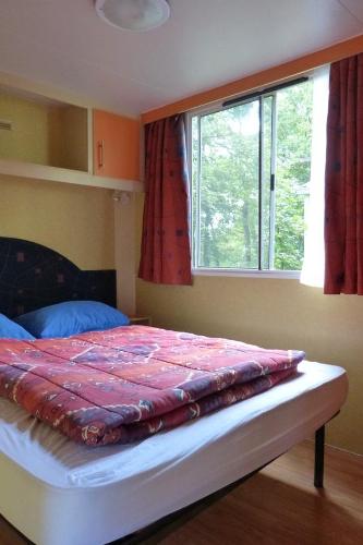 Kuwarto sa Chateau-camping la Grange Fort, 63500 Les Pradeaux