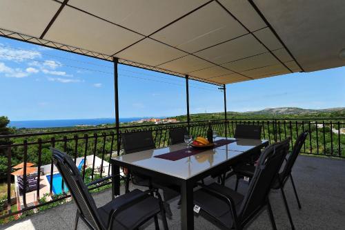 Apartments Villa Velin