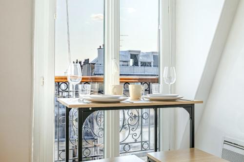 Studio lumineux confortable Alesia Montparnasse