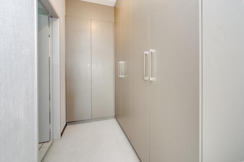 Fotografie z fotogalerie ubytování Modern 3-bedroom Apartment in Broadacres Sandton v destinaci Sandton
