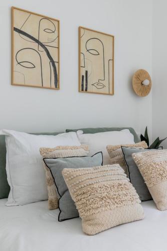 Light-Filled Retreat in historical Paris