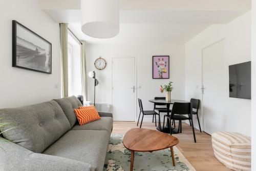 Light-Filled Retreat in historical Paris