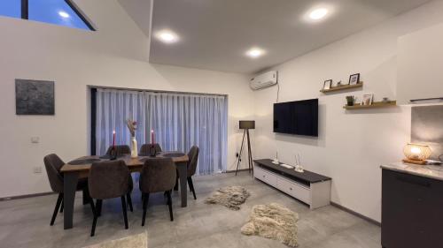 Televisyen dan/atau pusat hiburan di INhouse Villa İsmayıllı