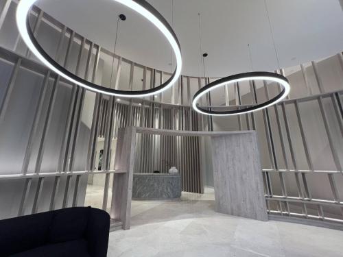 Ένα μπάνιο στο Céleste on the Star — Luxury Riverview 3 Bed Apt