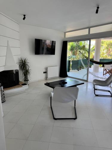 Oasis 3 minutes from the beach