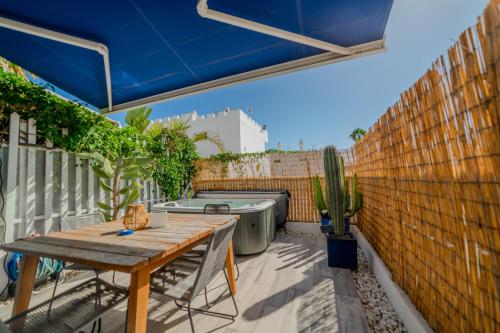 Bungalow jacuzzi PDI terraza