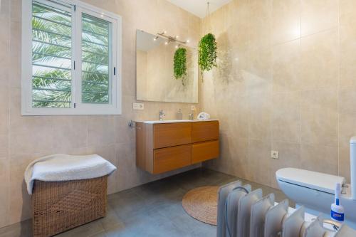 Ένα μπάνιο στο La Casona lujo y relax en Sevilla