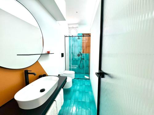 Ένα μπάνιο στο Nira - Smart & Luxury Home