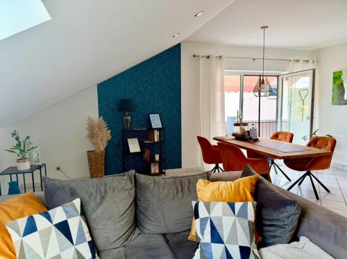 Χώρος καθιστικού στο Gästehaus Jolie Losheim am See
