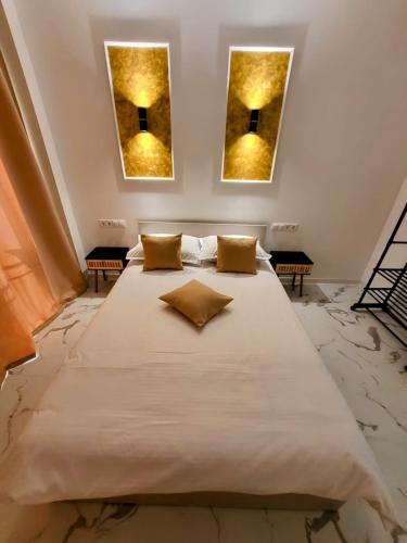 Postel nebo postele na pokoji v ubytování Eden home Sibiu