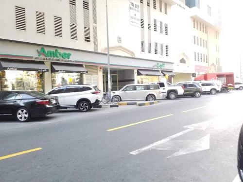 Η γειτονιά γύρω από ή μία γειτονιά κοντά σε αυτό το δωμάτιο σε οικογενειακή κατοικία