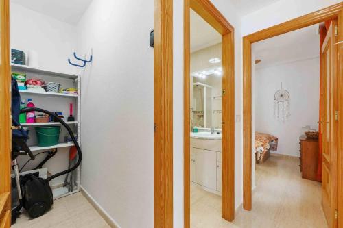 Koupelna v ubytování Bungalow cómodo con vistas parciales al mar