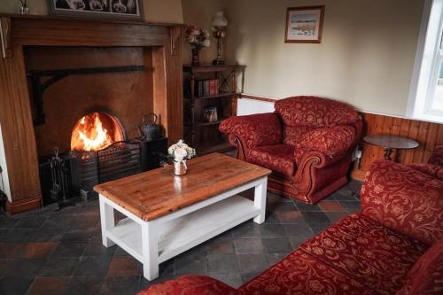 Φωτογραφία από το άλμπουμ του Farmhouse with Hot tub Sleeps7 σε Cranley