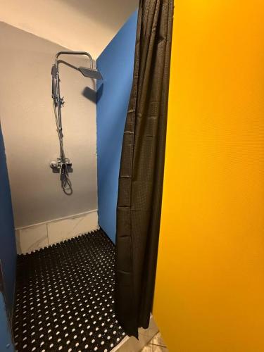 Ένα μπάνιο στο Hostel Harmonia