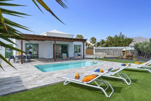 Villa Arena by Villa Plus