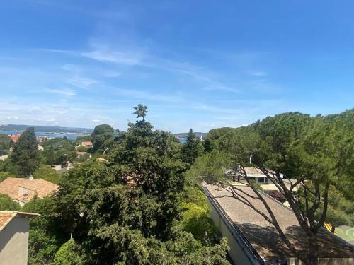 Appartement confortable avec vue sur étang de Thau et télétravail