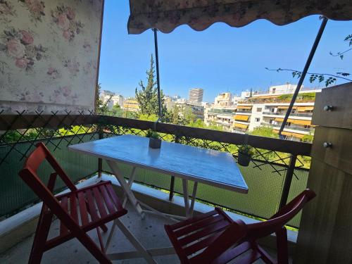 Come & Stay Apartment - Athens Town