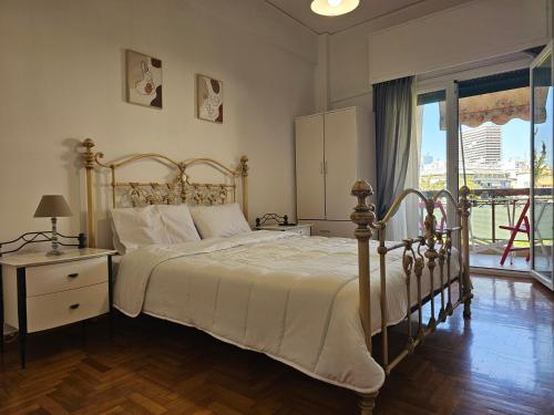 Come & Stay Apartment - Athens Town