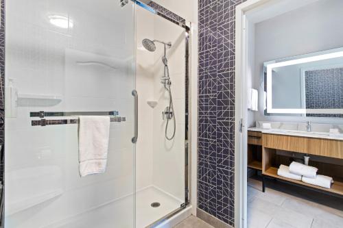 Ванная комната в Homewood Suites Beaumont