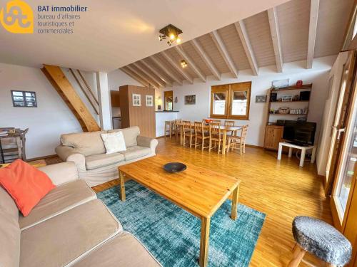 Posezení v ubytování Scierie E Moiry 222, attique lumineux proche des télécabines