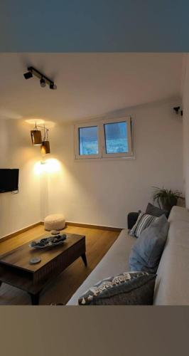 Gallery image of Sergi Home in Raches