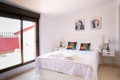 Gambar di galeri bagi Dúplex, terraza y vistas al mar di Port Saplaya